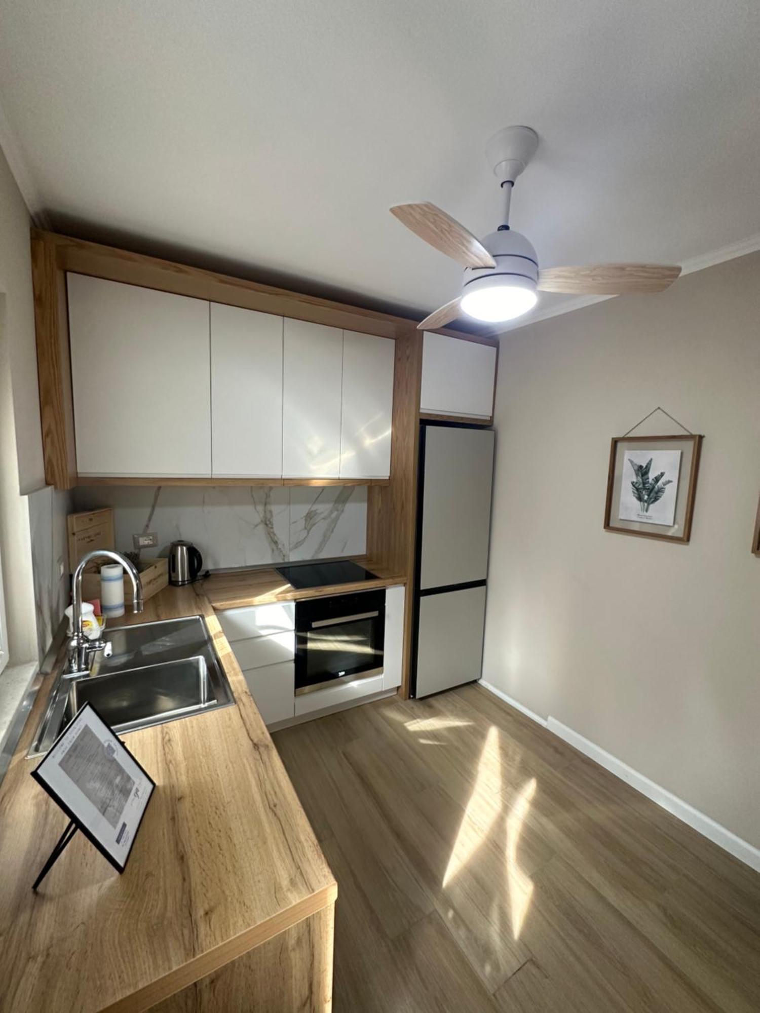 Eja Apartment 3 Tirana Zewnętrze zdjęcie