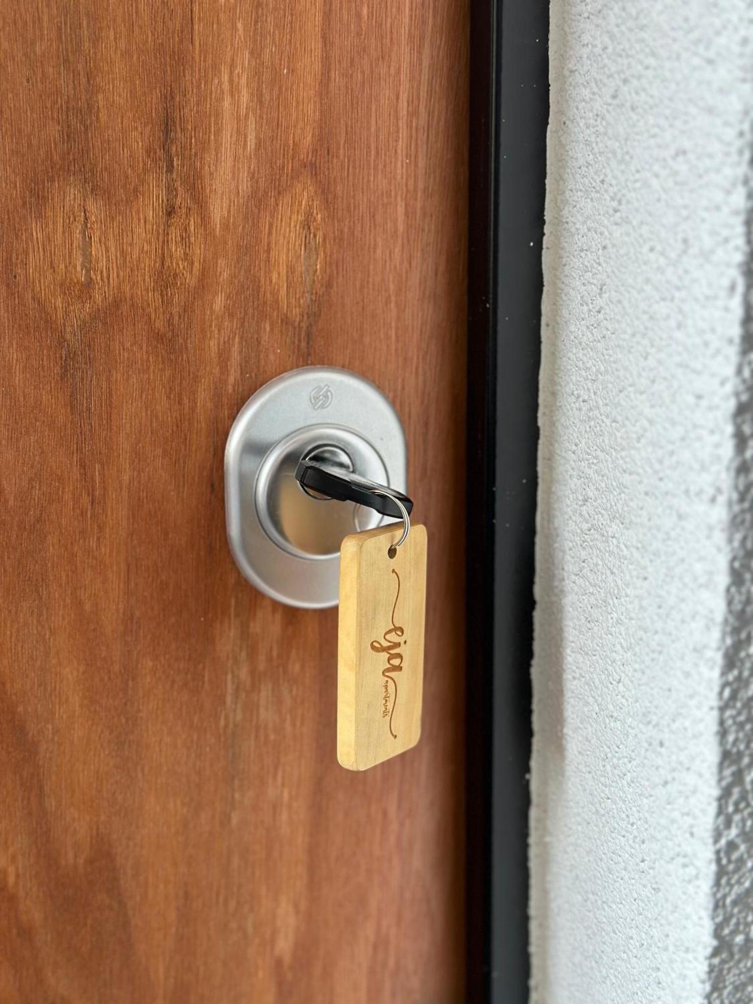 Eja Apartment 3 Tirana Zewnętrze zdjęcie