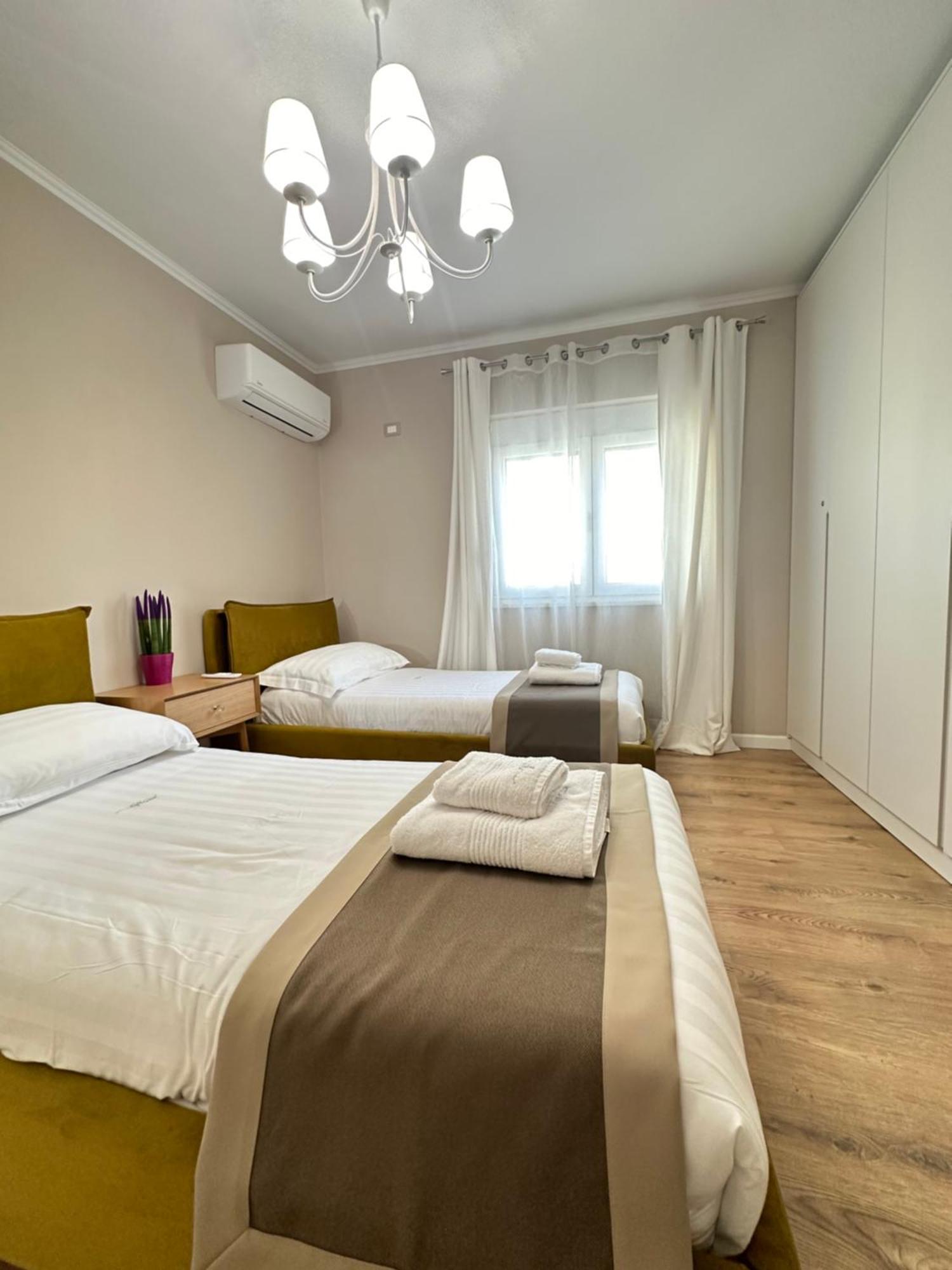 Eja Apartment 3 Tirana Zewnętrze zdjęcie